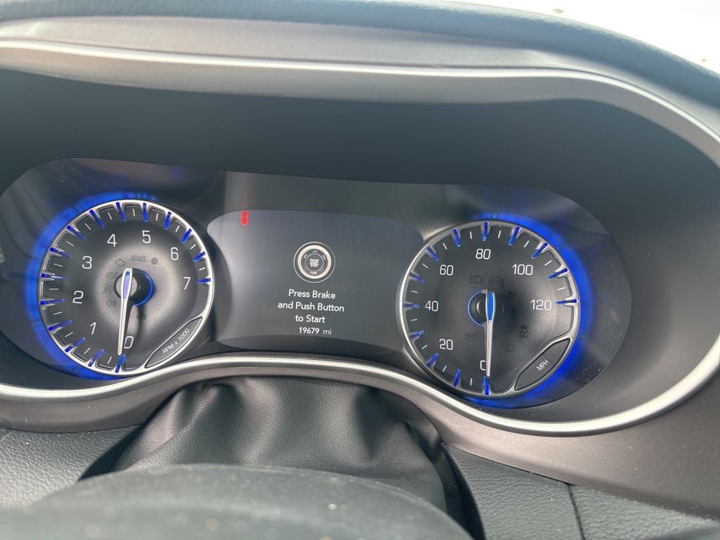 2025 Chrysler Pacifica Select