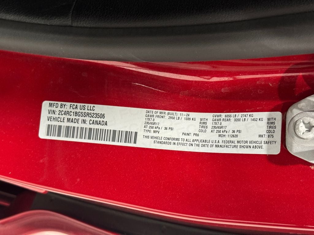 2025 Chrysler Pacifica Select