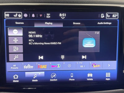 2025 Chrysler Pacifica Select