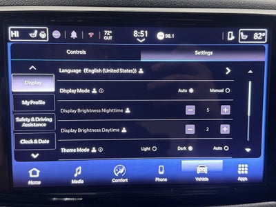 2025 Chrysler Pacifica Select