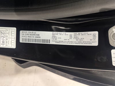 2025 Chrysler Pacifica Select