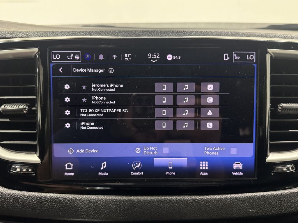 2025 Chrysler Pacifica Select