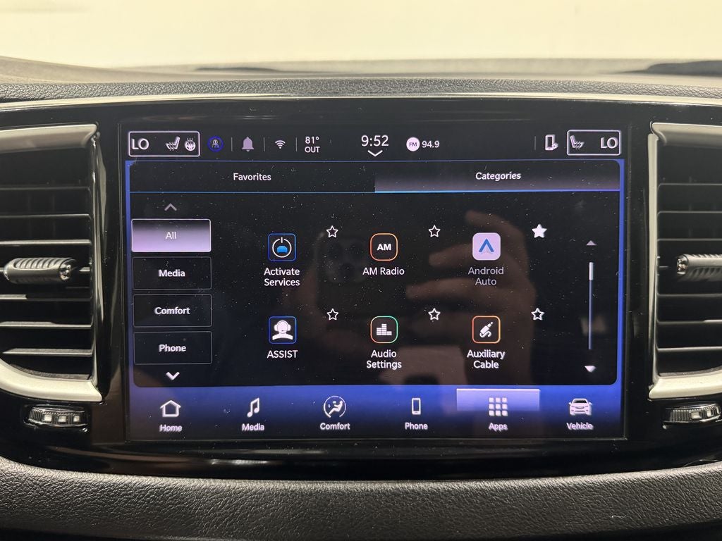 2025 Chrysler Pacifica Select