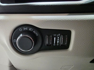 2024 Chrysler Voyager LX