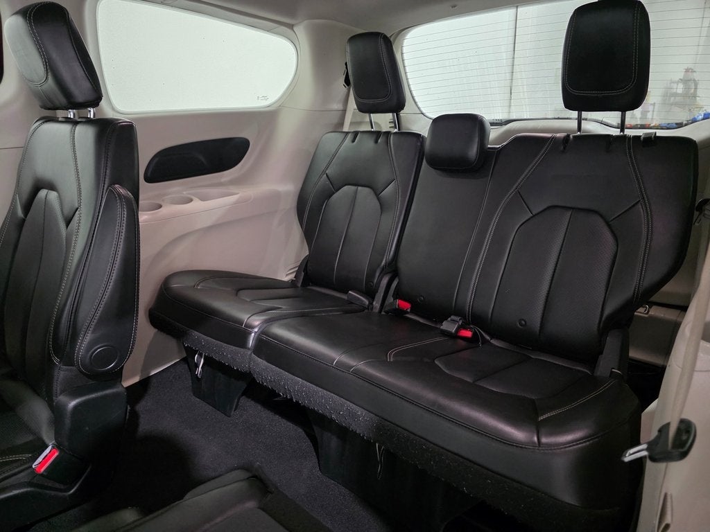 2020 Chrysler Voyager LXI