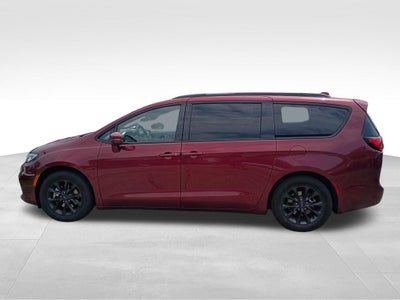 2021 Chrysler Pacifica Touring