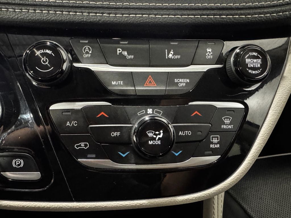 2024 Chrysler Pacifica Limited