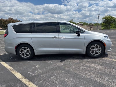 2024 Chrysler Pacifica Limited