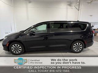 2023 Chrysler Pacifica Hybrid Touring L
