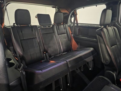 2014 Dodge Grand Caravan R/T