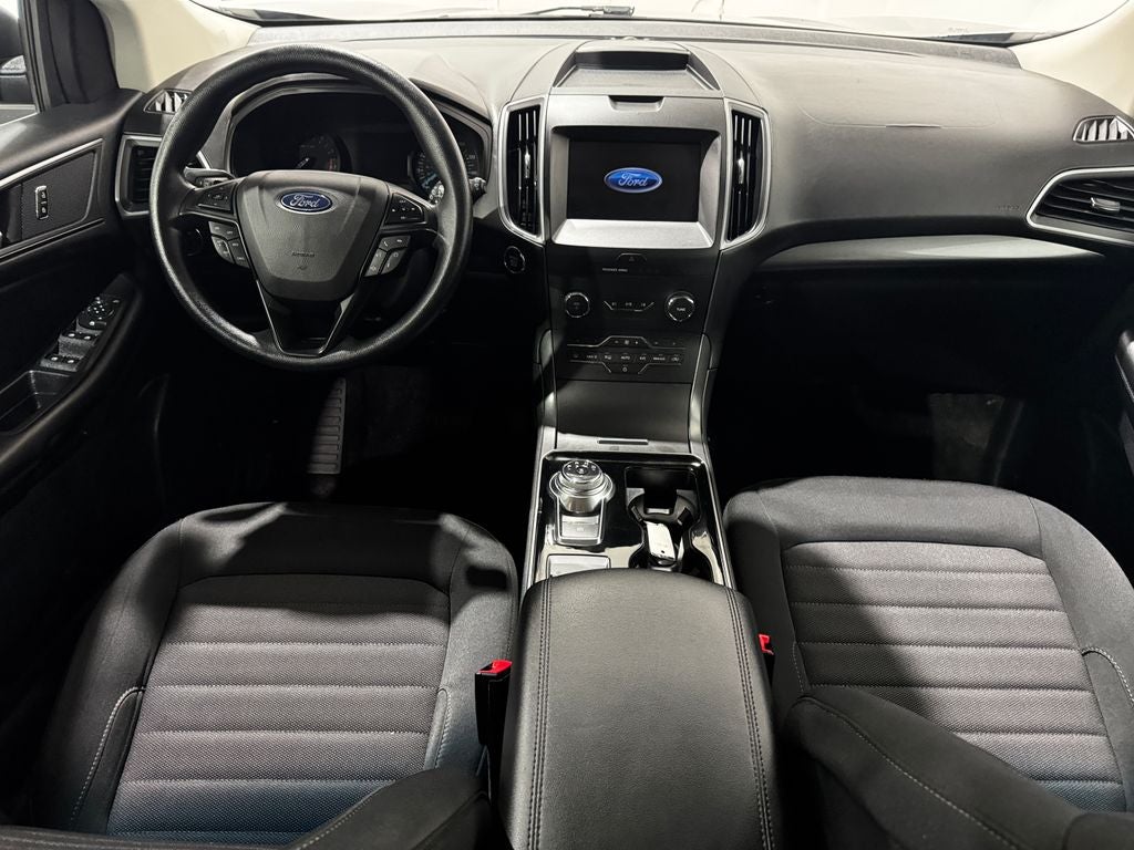 2020 Ford Edge SE