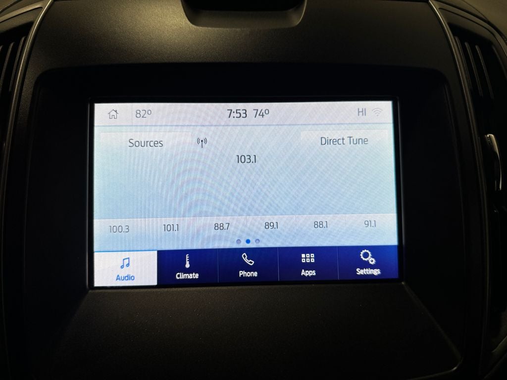 2020 Ford Edge SE