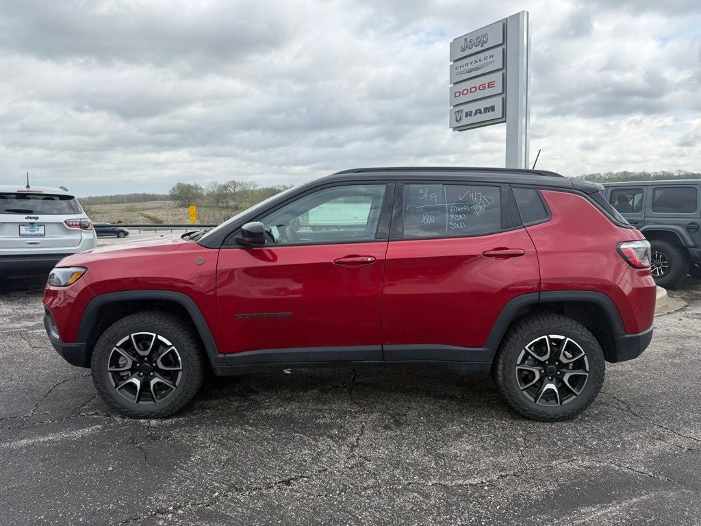 2025 Jeep Compass Trailhawk