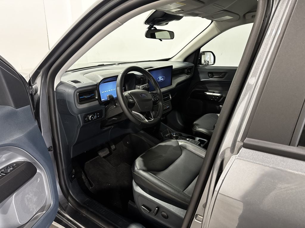 2025 Ford Maverick Lobo Standard