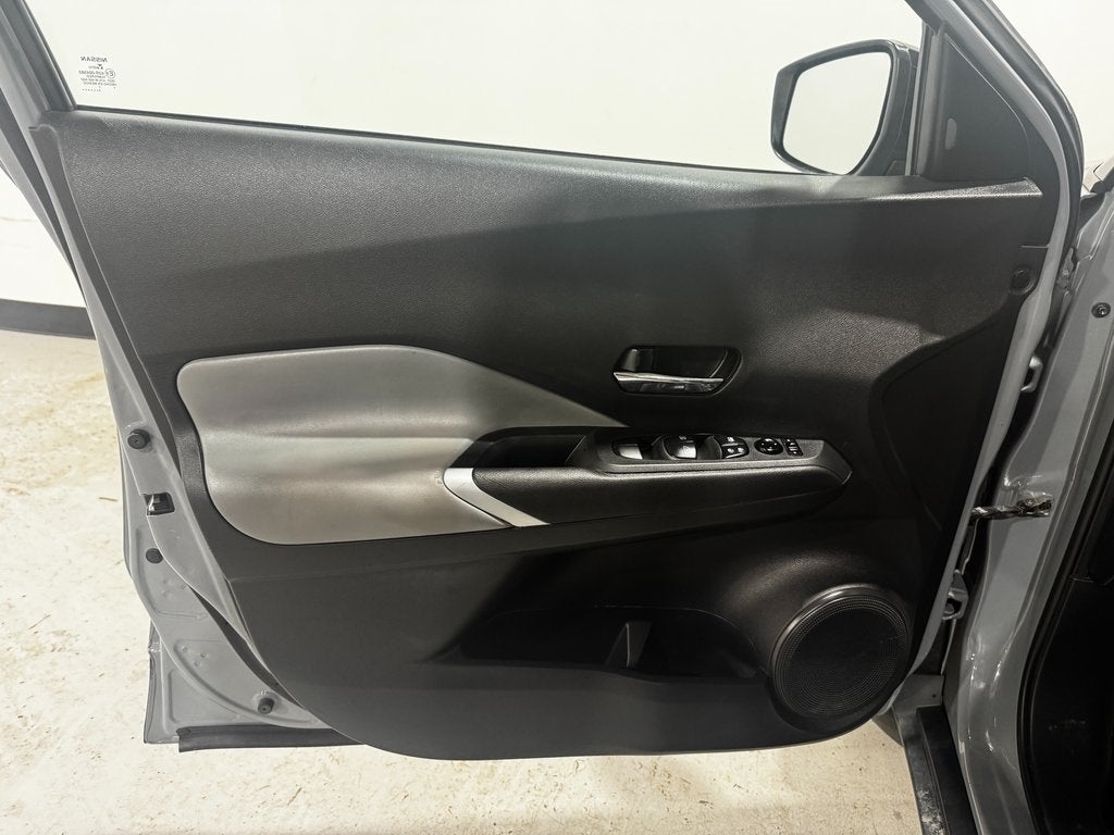 2021 Nissan Kicks SR Premium