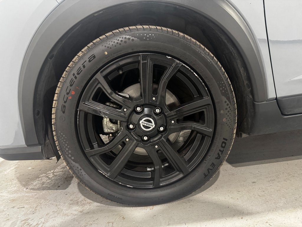 2021 Nissan Kicks SR Premium