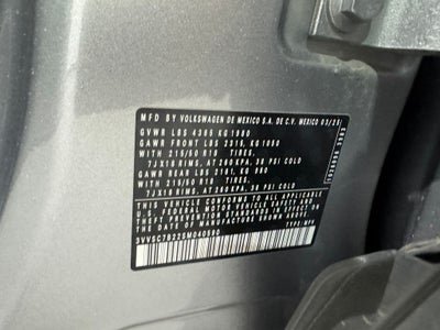 2025 Volkswagen Taos 1.5T SE