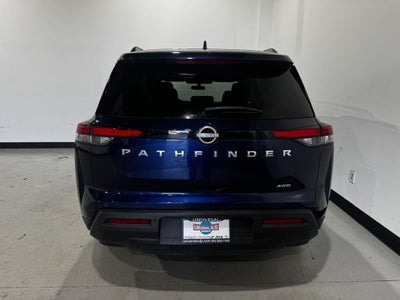 2025 Nissan Pathfinder SV