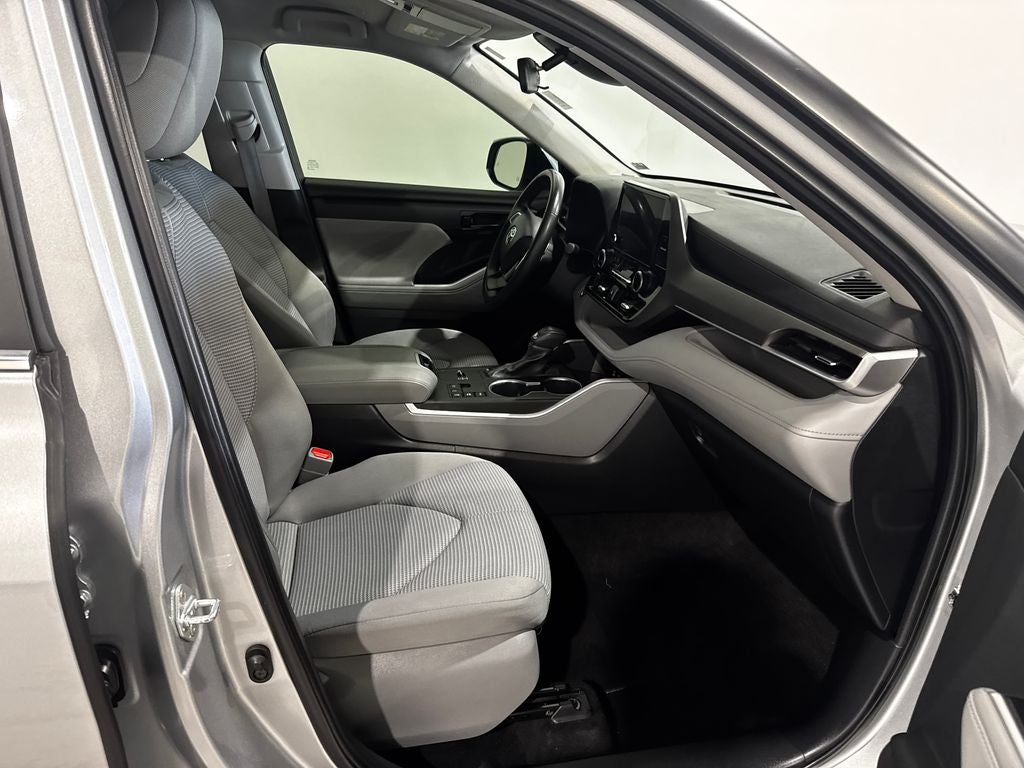 2023 Toyota Highlander Hybrid LE