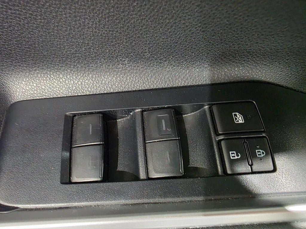 2022 Toyota Highlander Hybrid LE