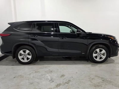 2022 Toyota Highlander Hybrid LE