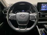 2022 Toyota Highlander Hybrid LE