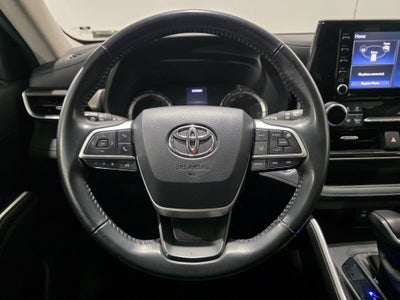 2022 Toyota Highlander Hybrid LE