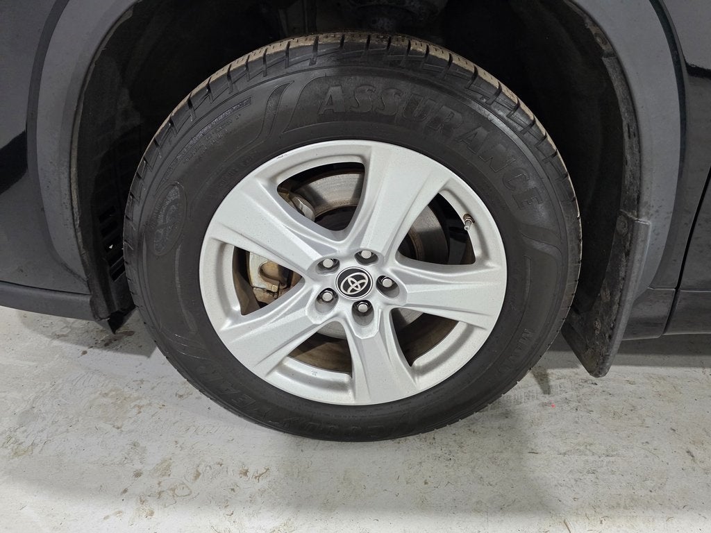 2022 Toyota Highlander Hybrid LE