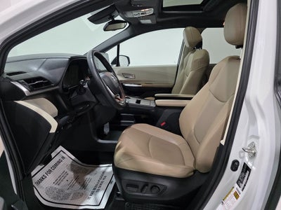 2021 Toyota Sienna XLE 7 Passenger