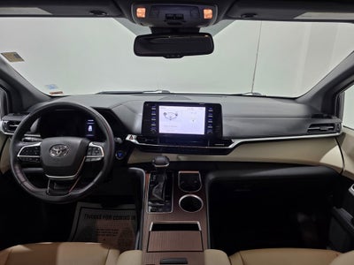 2021 Toyota Sienna XLE 7 Passenger