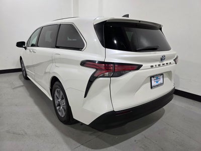 2021 Toyota Sienna XLE 7 Passenger
