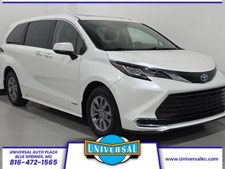 2021 Toyota Sienna XLE 7 Passenger
