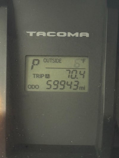 2016 Toyota Tacoma SR