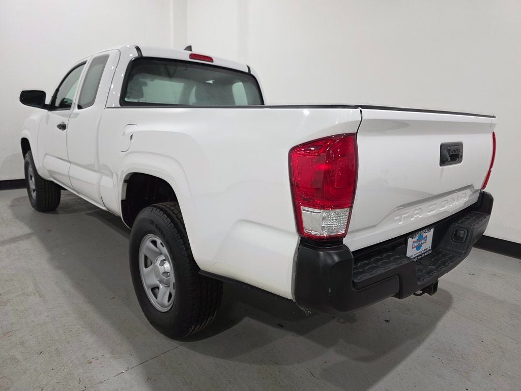 2016 Toyota Tacoma SR