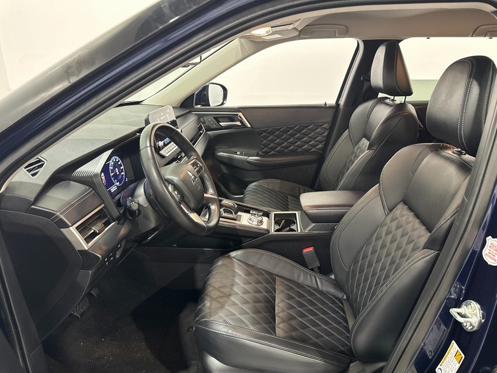 2023 Mitsubishi Outlander PHEV SEL