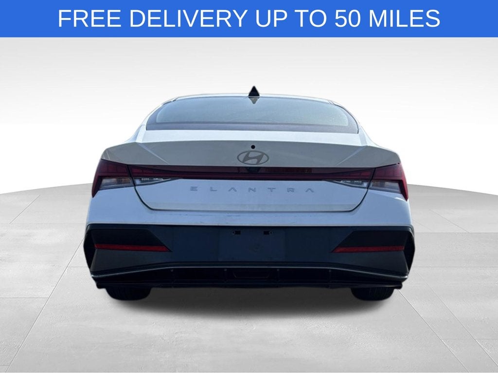 2025 Hyundai Elantra SEL Convenience