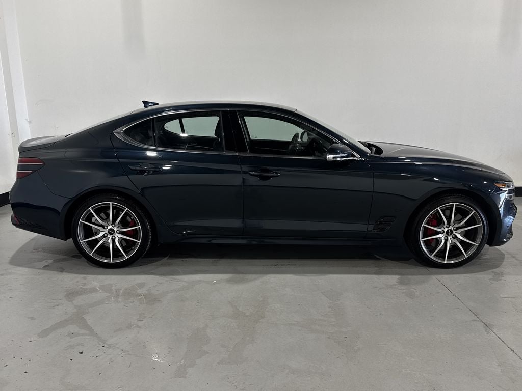 2025 Genesis G70 2.5T