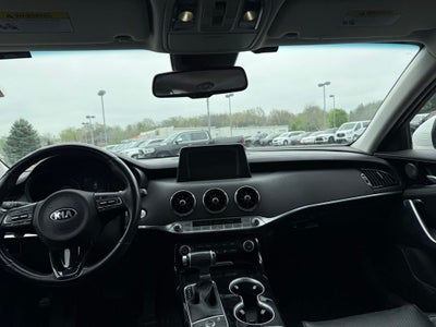 2019 Kia Stinger Base
