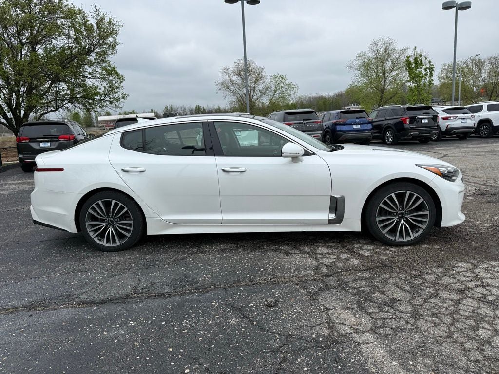 2019 Kia Stinger Base