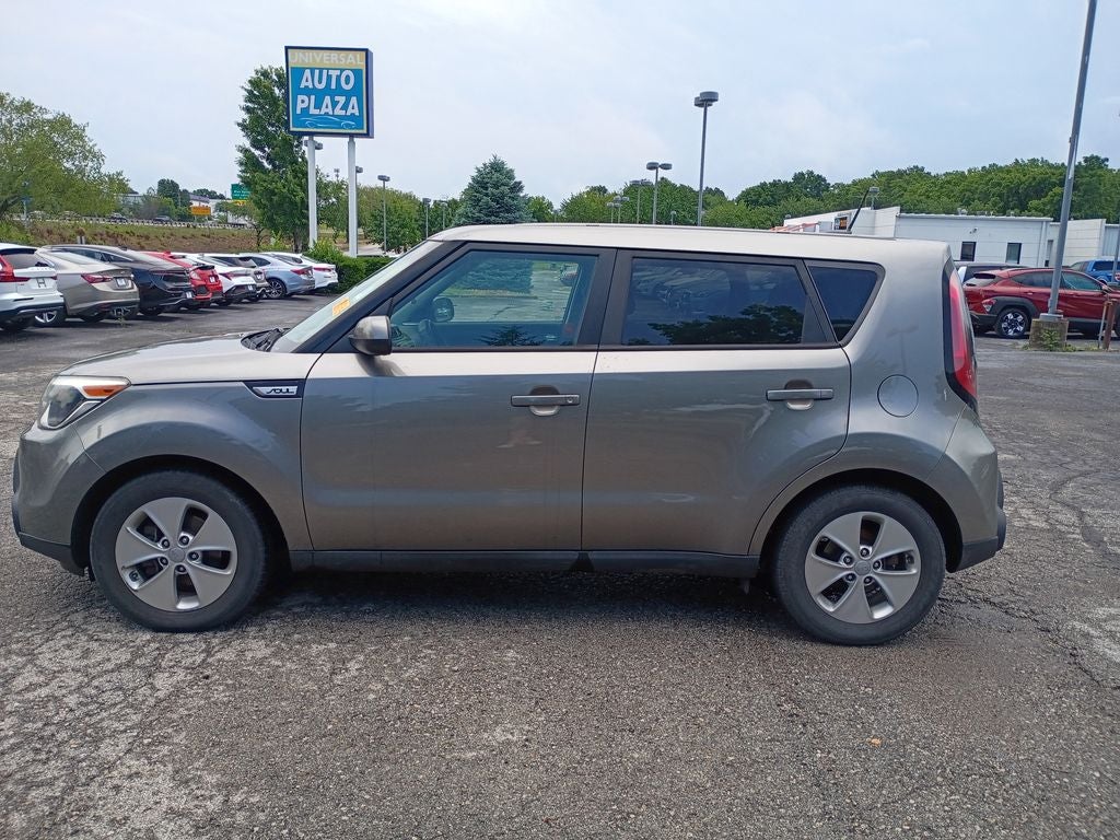 2016 Kia Soul Base