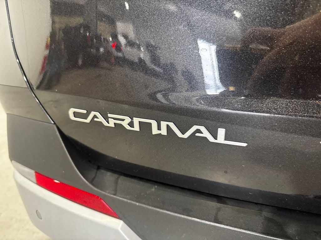 2025 Kia Carnival LXS