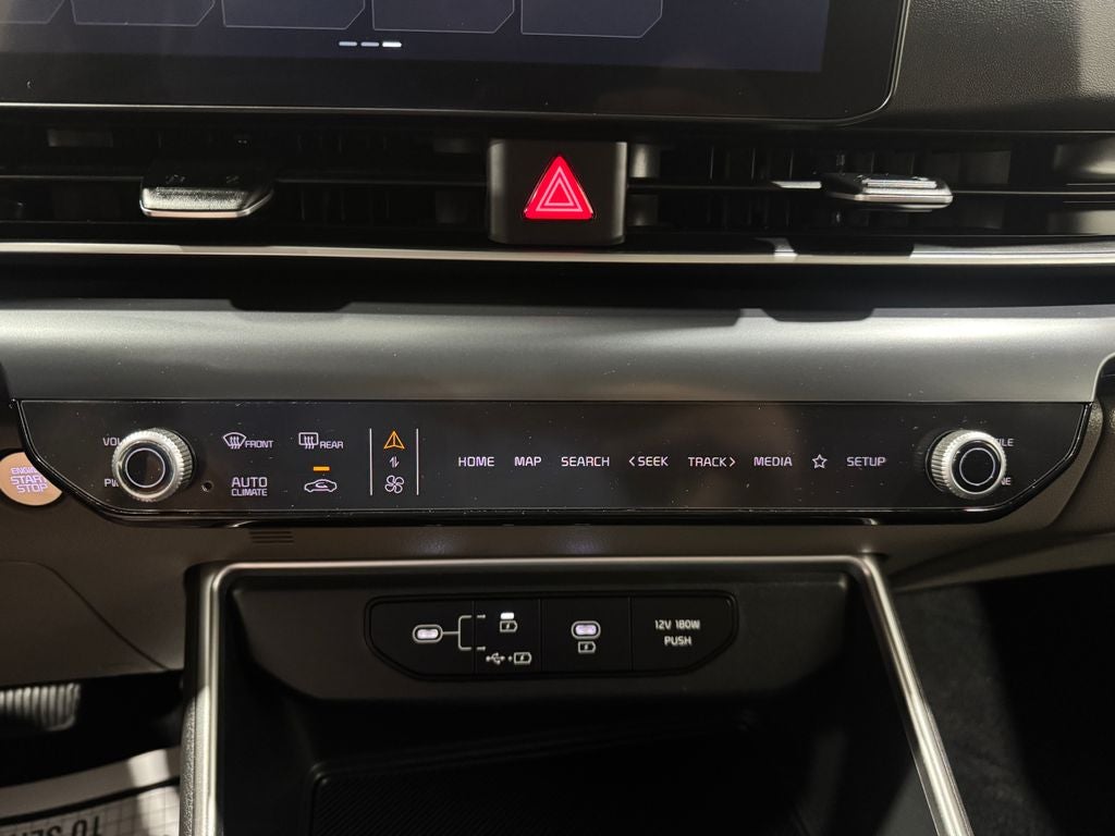 2025 Kia Carnival LXS