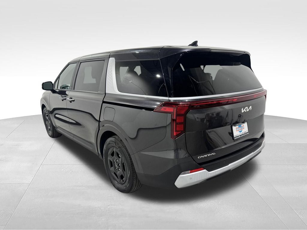 2025 Kia Carnival LXS