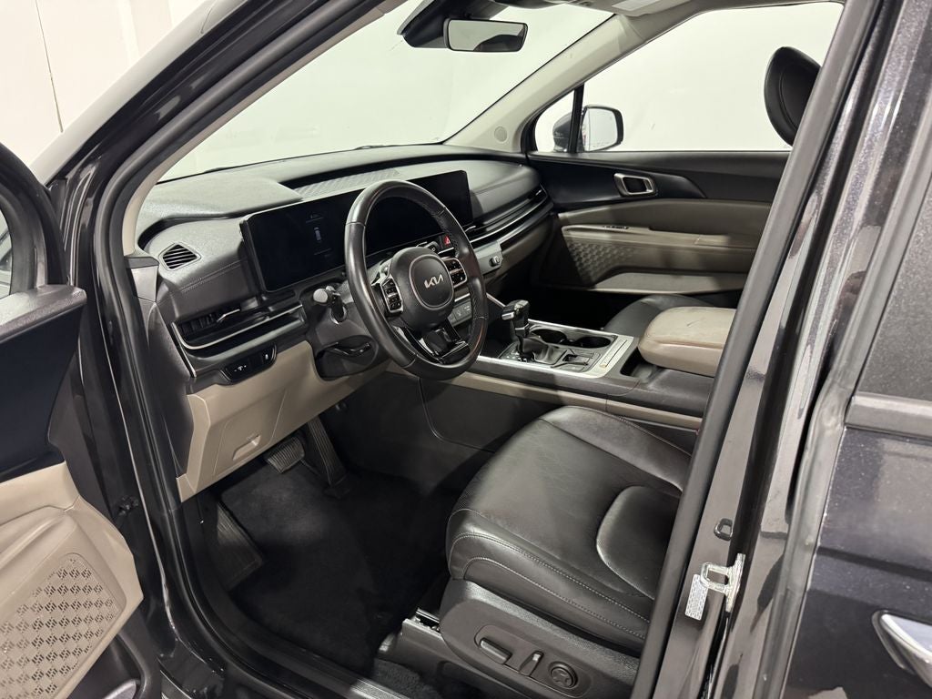 2025 Kia Carnival LXS