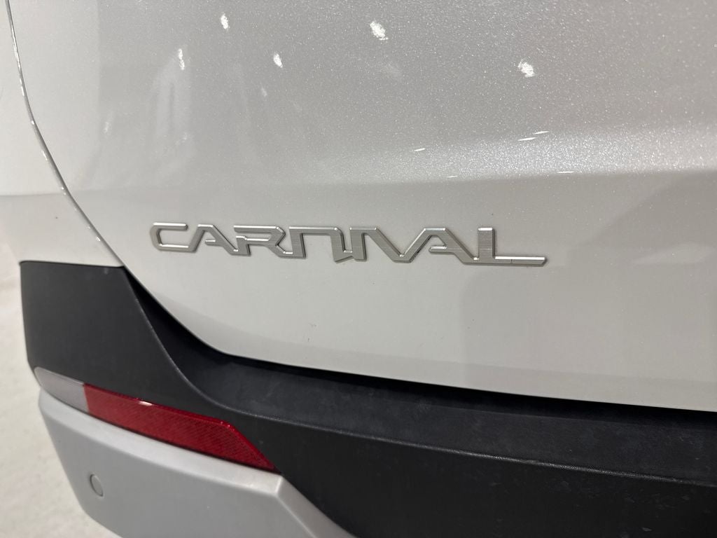 2025 Kia Carnival LXS