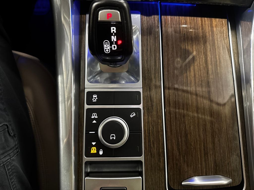 2022 Land Rover Range Rover Sport HSE Silver Edition