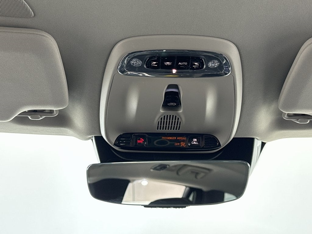 2022 Volvo XC90 T5 Momentum