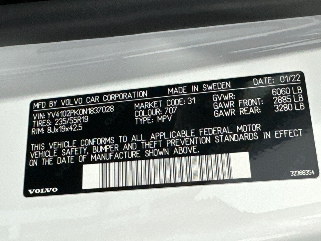 2022 Volvo XC90 T5 Momentum