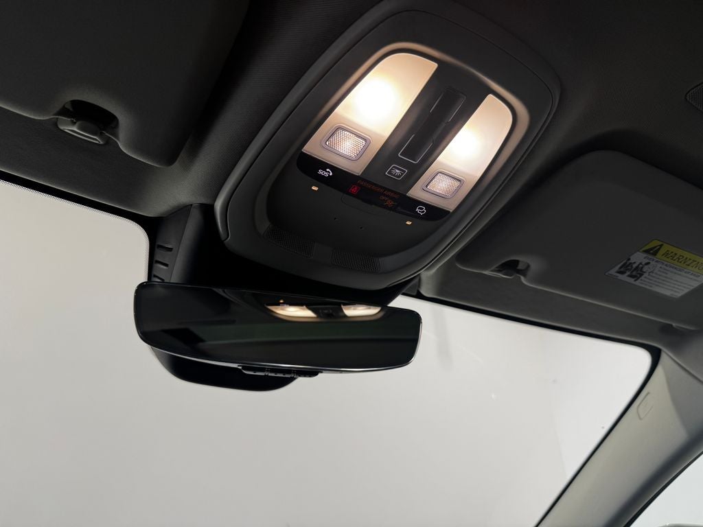 2025 Volvo V60 Cross Country B5 Plus