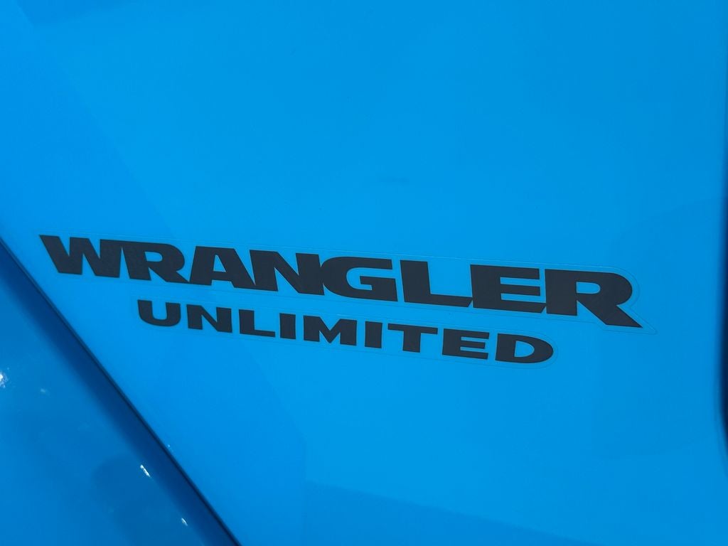 2017 Jeep Wrangler Unlimited Unlimited Sahara Winter Edition